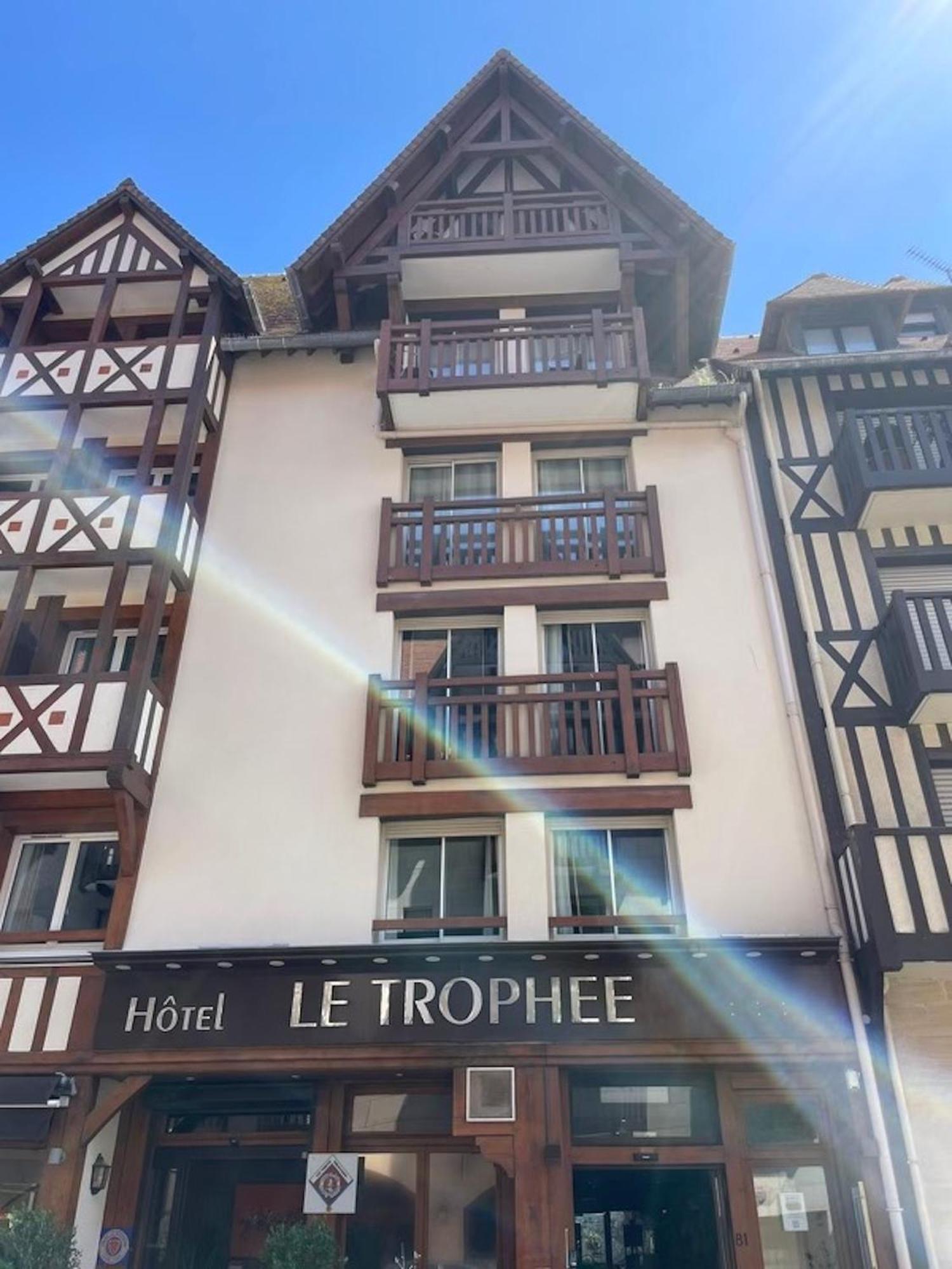 Le Trophée By M Hôtel Spa Deauville Exterior foto
