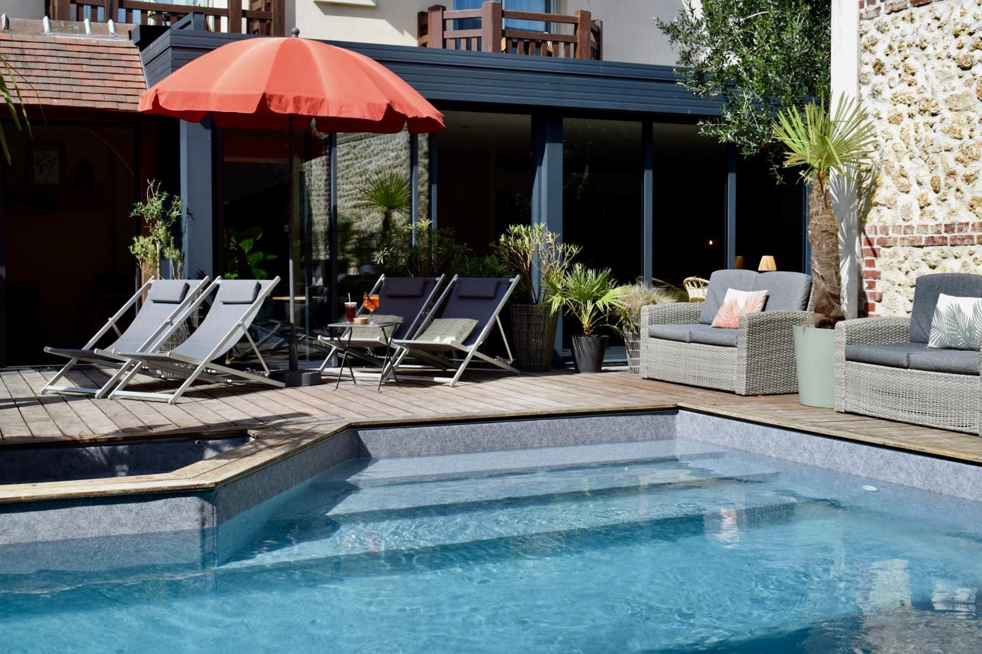 Le Trophée By M Hôtel Spa Deauville Exterior foto
